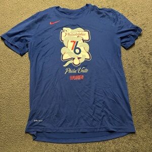 Nike Large Philadelphia 76ers Dri-Fit Tee